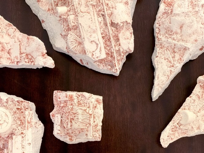 Image represents Pause, Fragment, Fold...