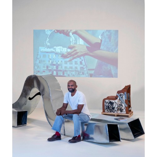 Image represents MABEO x FENDI: Η παρουσίαση τη...