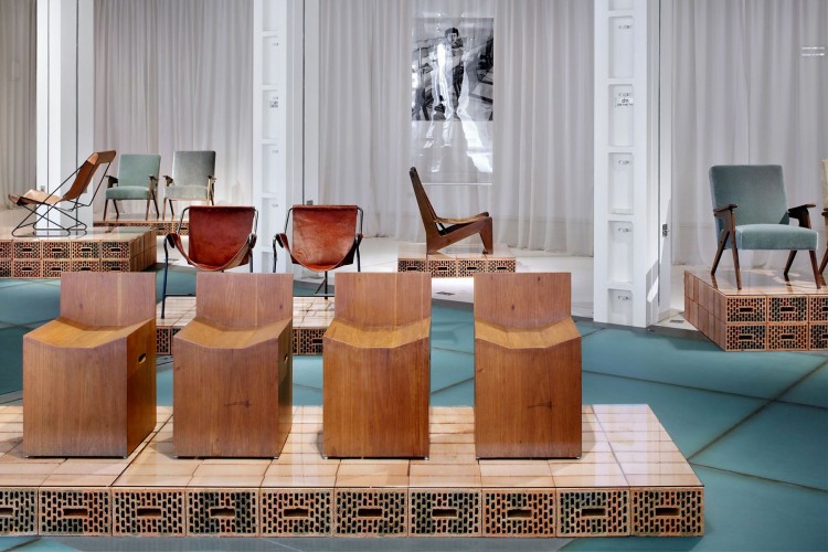 Image represents Lina Bo Bardi: Γιατί οι πέτρες...